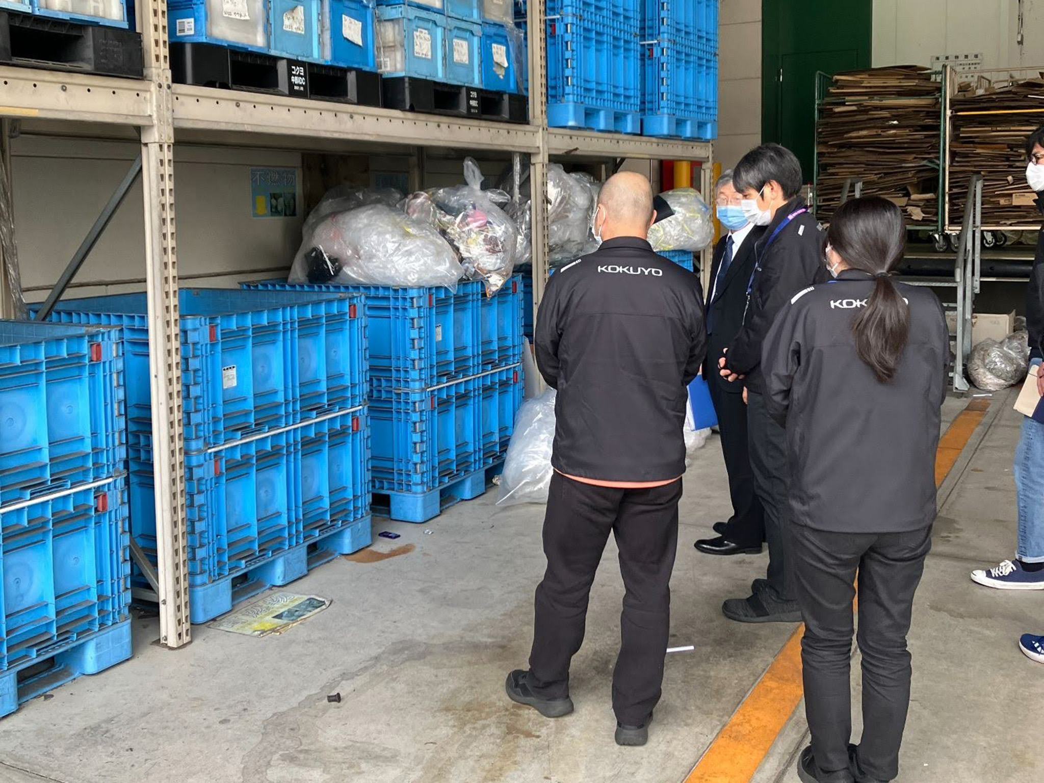 ISO 14001審査の様子(コクヨサプライロジスティクス 中部IDC)