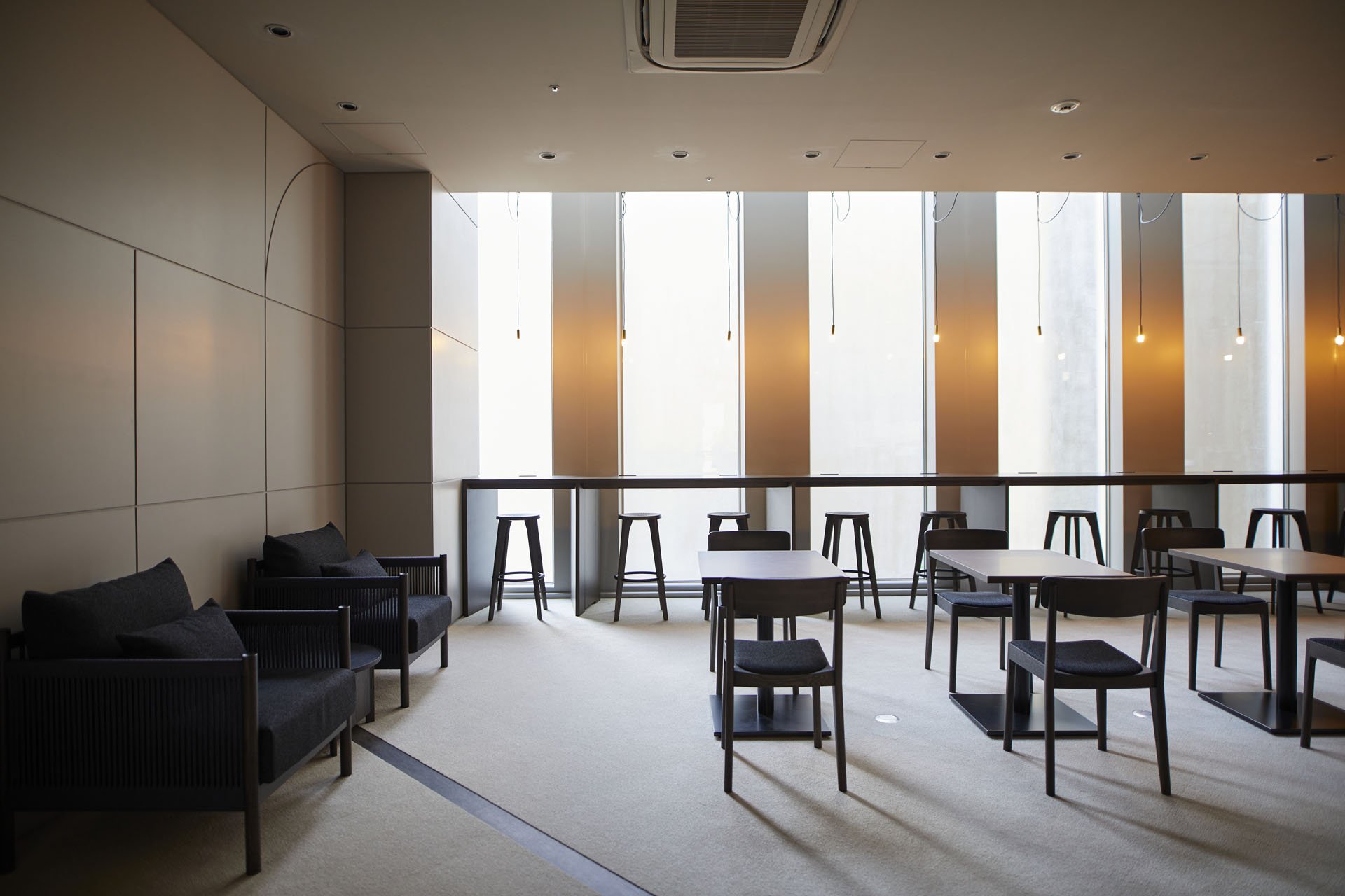大阪梅田ツインタワーズ・ノース WORKER’S LOUNGE 画像01-4