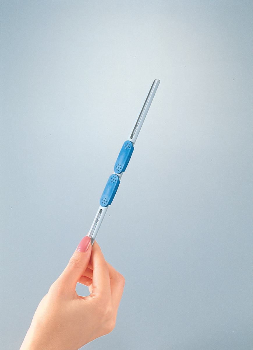 レターファイルPPシート表紙A4縦 12mmとじ2穴青｜文具｜コクヨ