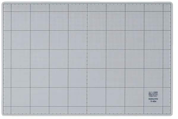 コクヨ カッティングマット(両面仕様)3mm厚300×450mmグレーの商品画像